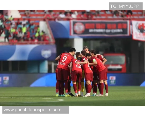 足球论坛网：探讨足球战术与球员表现的最佳平台与交流社区